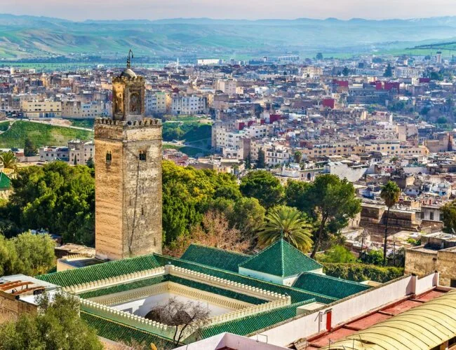 Top 10 des lieux à visiter à Fès avec une voiture de location location voiture Fès